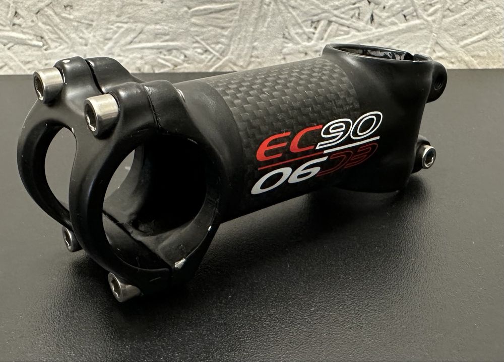 Zestaw mostek i kierownica EC-90 carbon