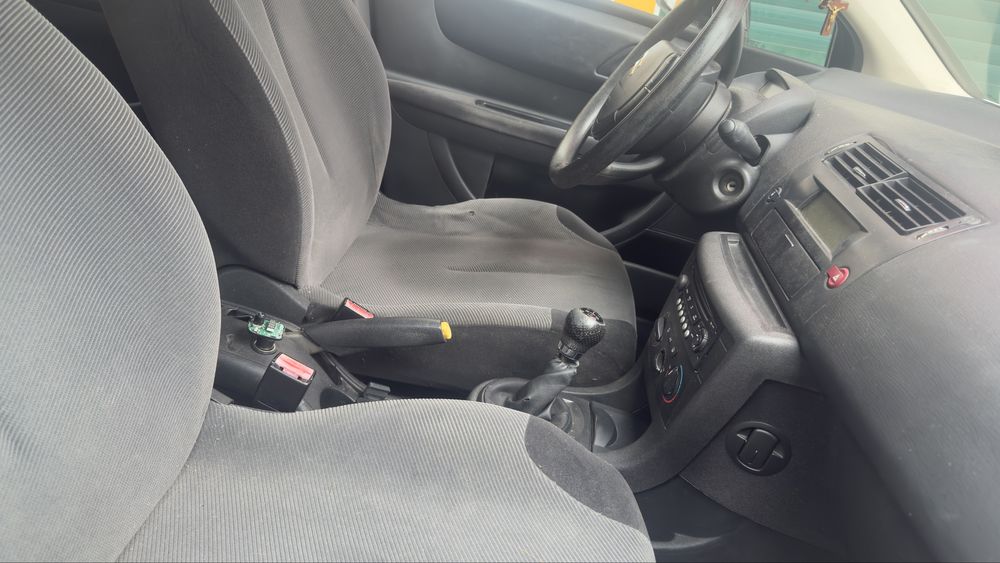 Carro Citroen C4 2008