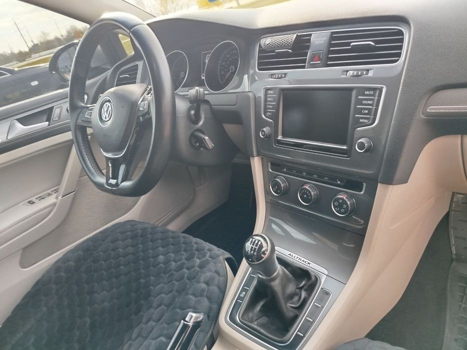 Продам Volkswagen Golf 7 Alltrack