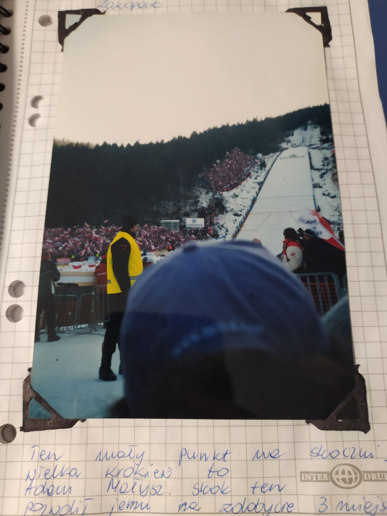 Zeszyt ze zdjęciami skoczków narciarskich itp.