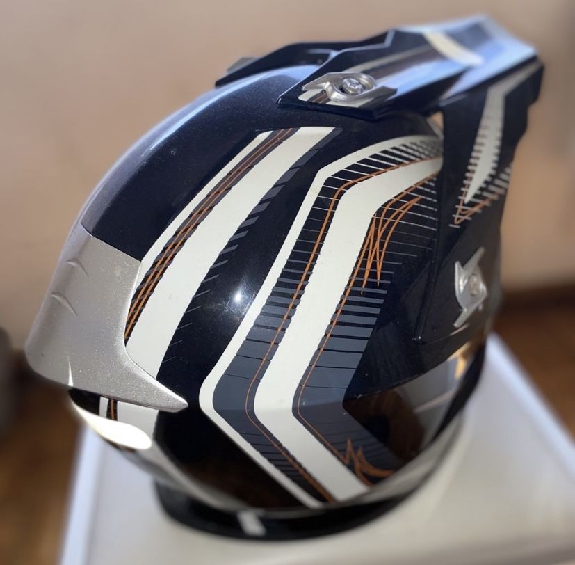 Capacete cross Novo