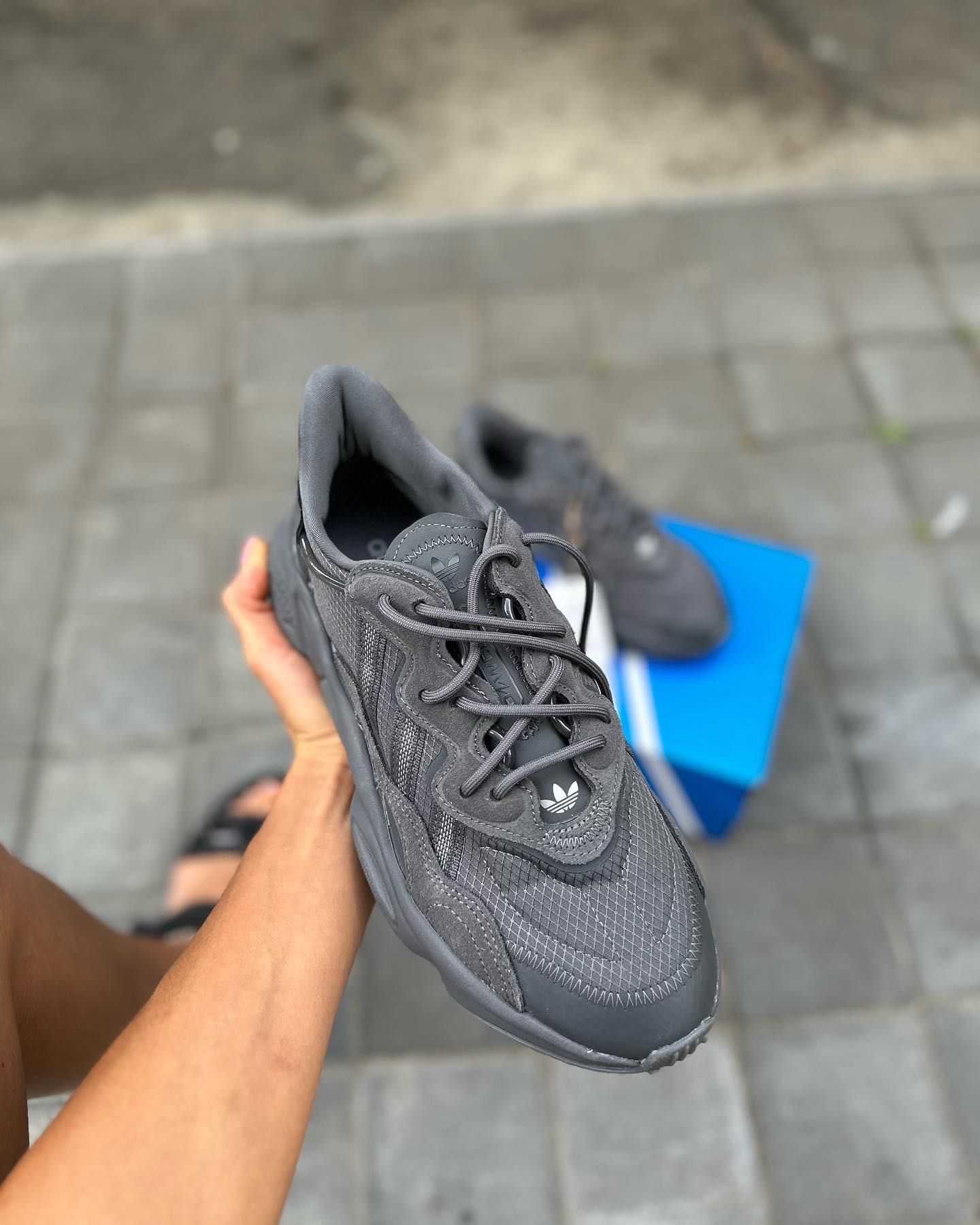 Чоловічі оригінальні кросівки Adidas Ozweego GW5735