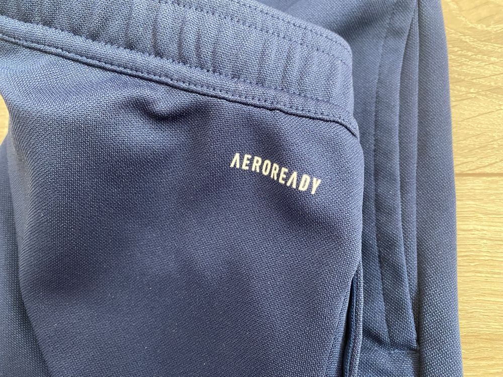 Продам Штани adidas Performance