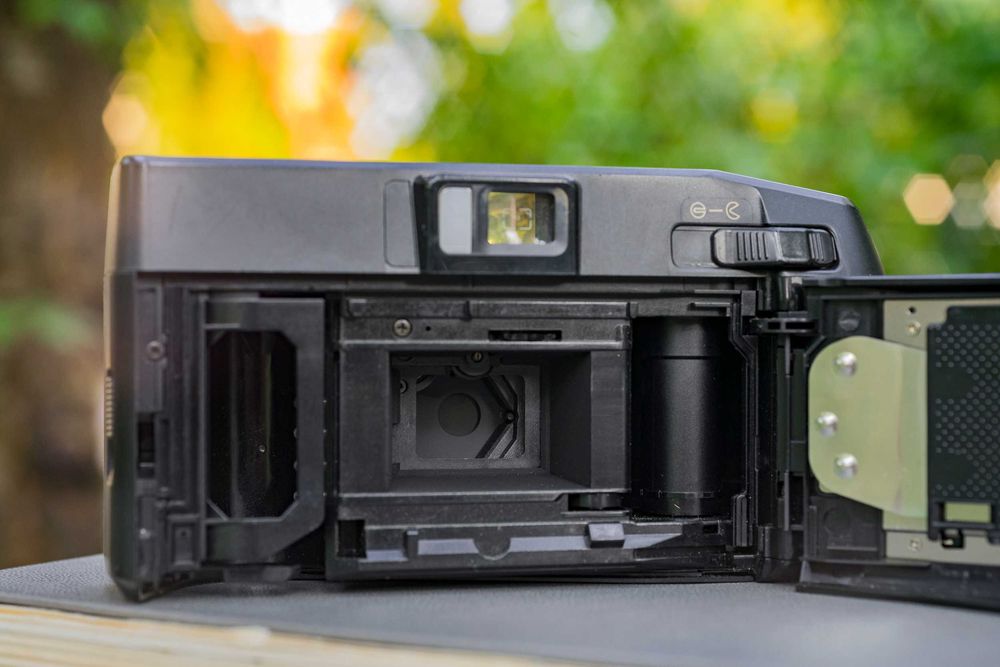 Fuji Tele Cardia Fujifilm aparat analogowy małpka