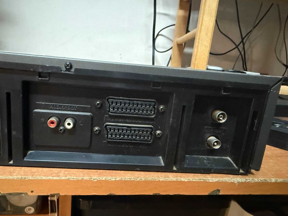 Magnetowid VHS AIWA HV-FX5500Z HI-FI Stereo