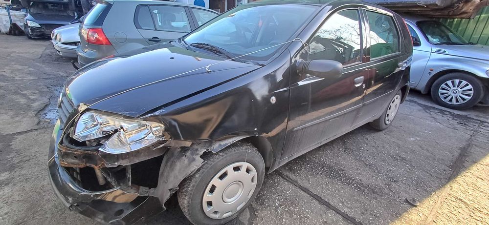 2003 Fiat Punto 1.2 60KM 188A4000 kolor 601 Silnik części