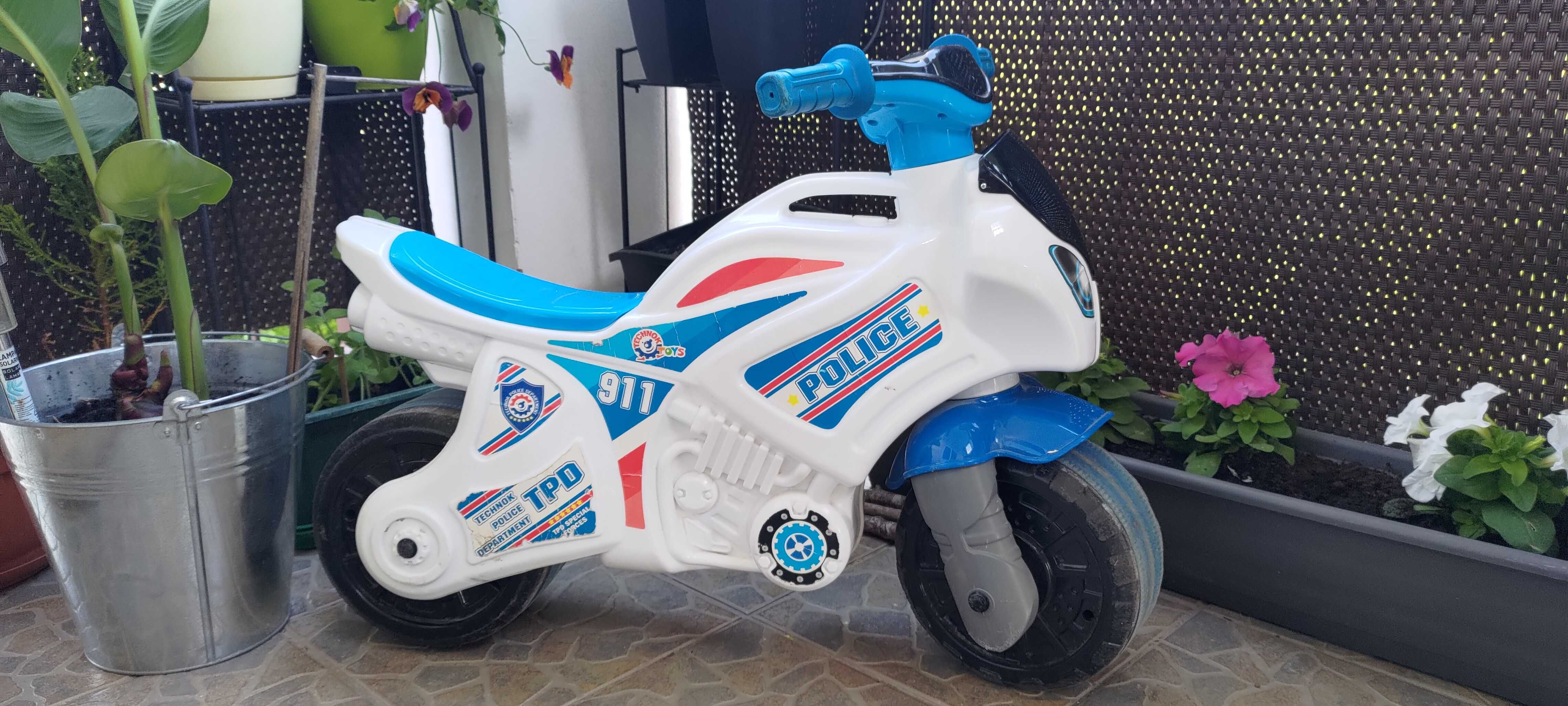 Motor jeździk, odpychacz, rowerek biegowy