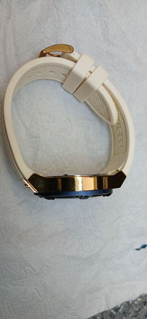 Relogio Guess Jet Setter com pulseira Branca