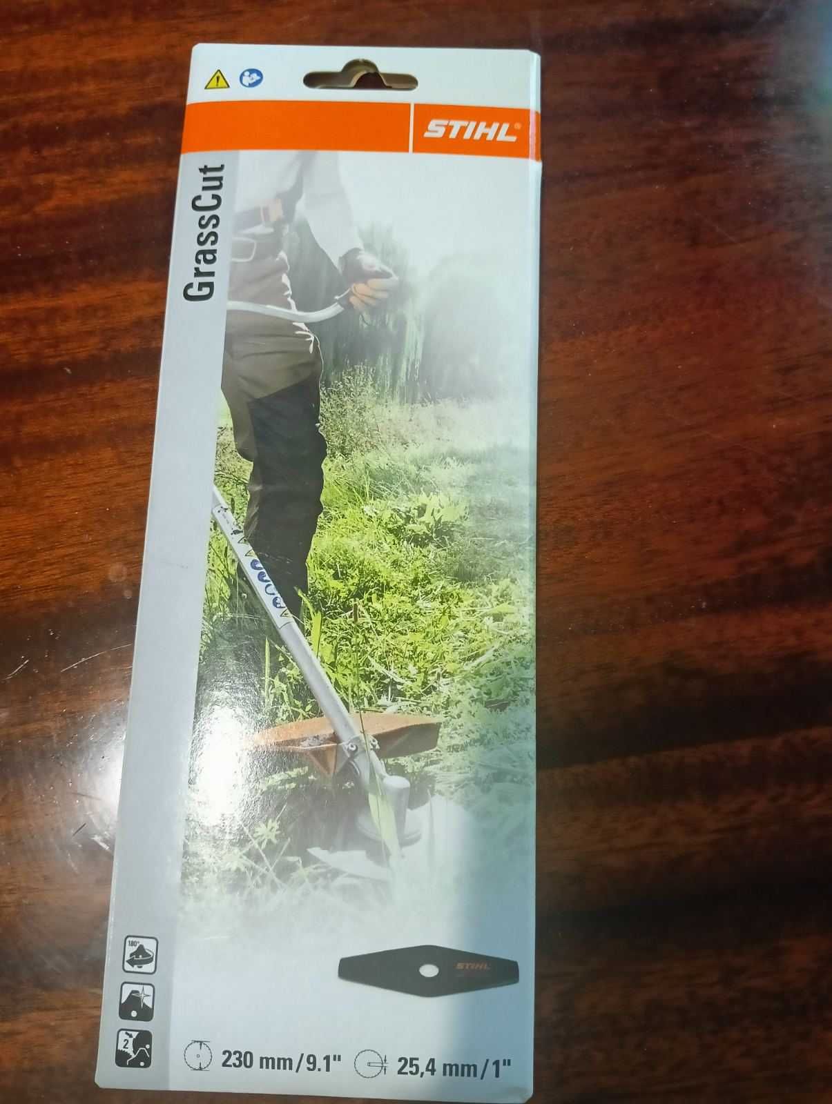 Новий сталевий ніж STIHL до всіх мотокіс, нерозпакований