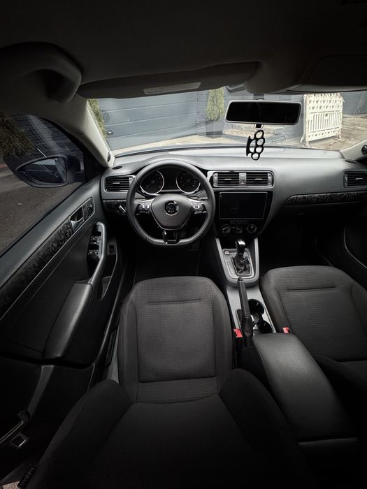 Volkswagen jetta 6. 2014 pik 2.0АТ(115кс)