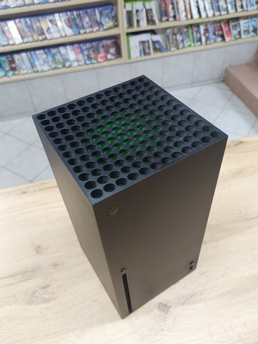 Konsola xbox series x - komplet