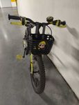 Rower dziecięcy BTWIN 500 Dark Hero 16 cali z Decathlon +2 koła