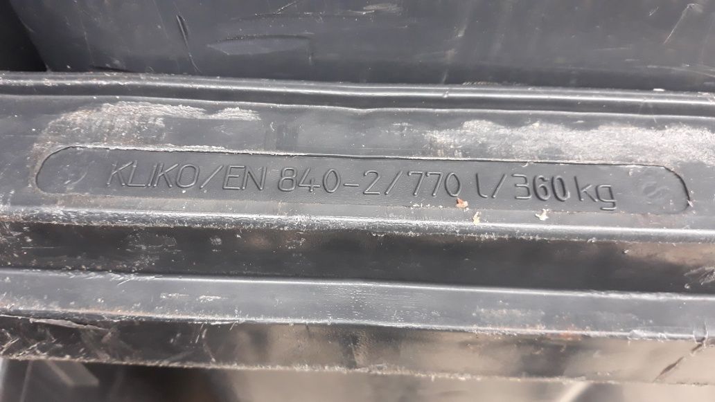 Kosz na śmieci pojemnik na odpady worki kontener na kółkach 700 litr