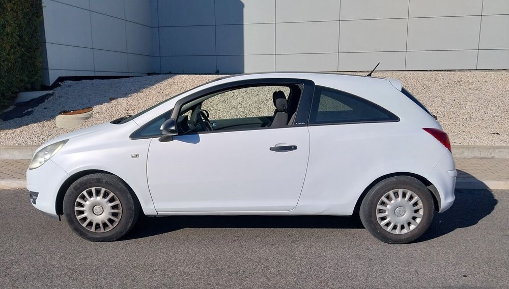 Opel corsa 1.3d van