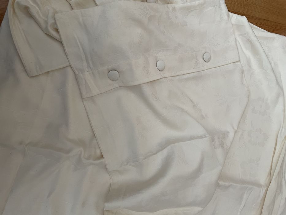 Capa de edredao praticamente nova