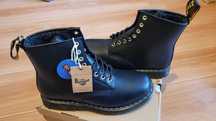 Buty męskie sznurowane ocieplane Dr. Martens 1460 Blizzard WP rozm 44
