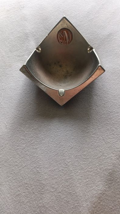Popielniczka metalowa L&M