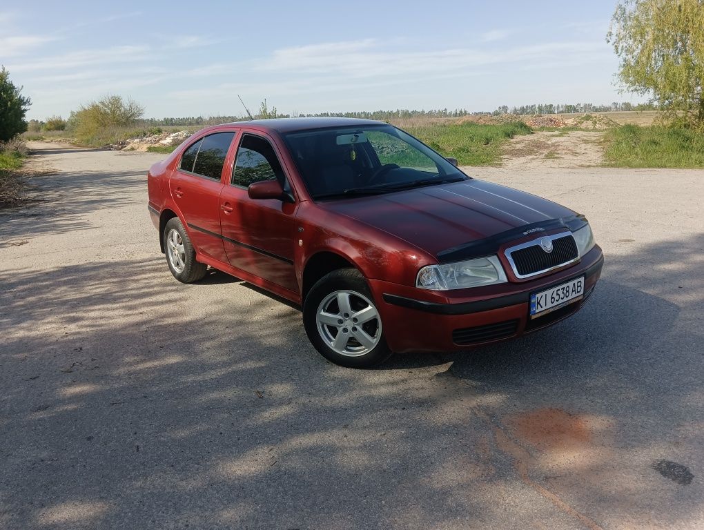 Skoda Octavia tour 1.6mpi 8v