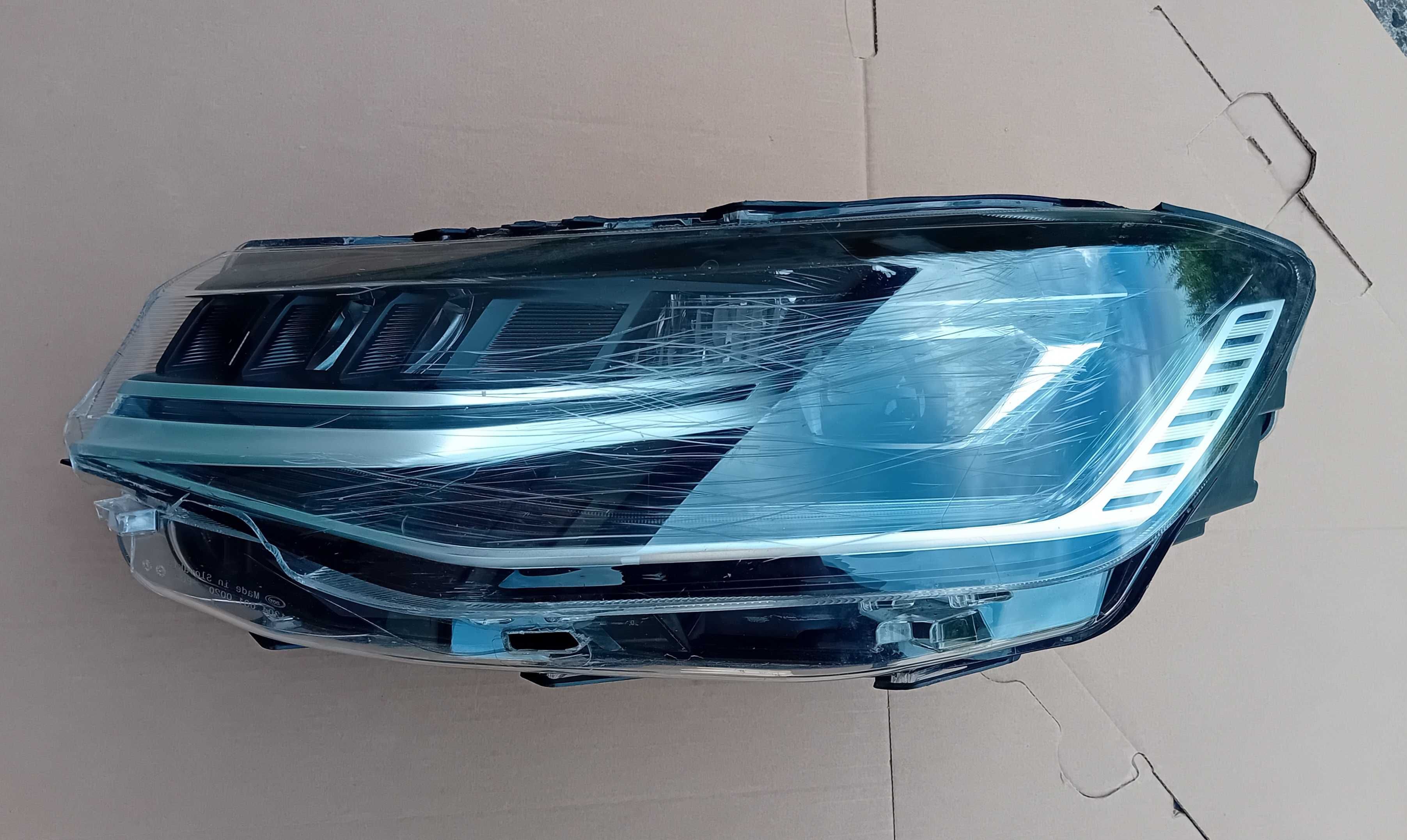 VW Caddy 2K8 Full Led reflektor, lampa lewy przód.