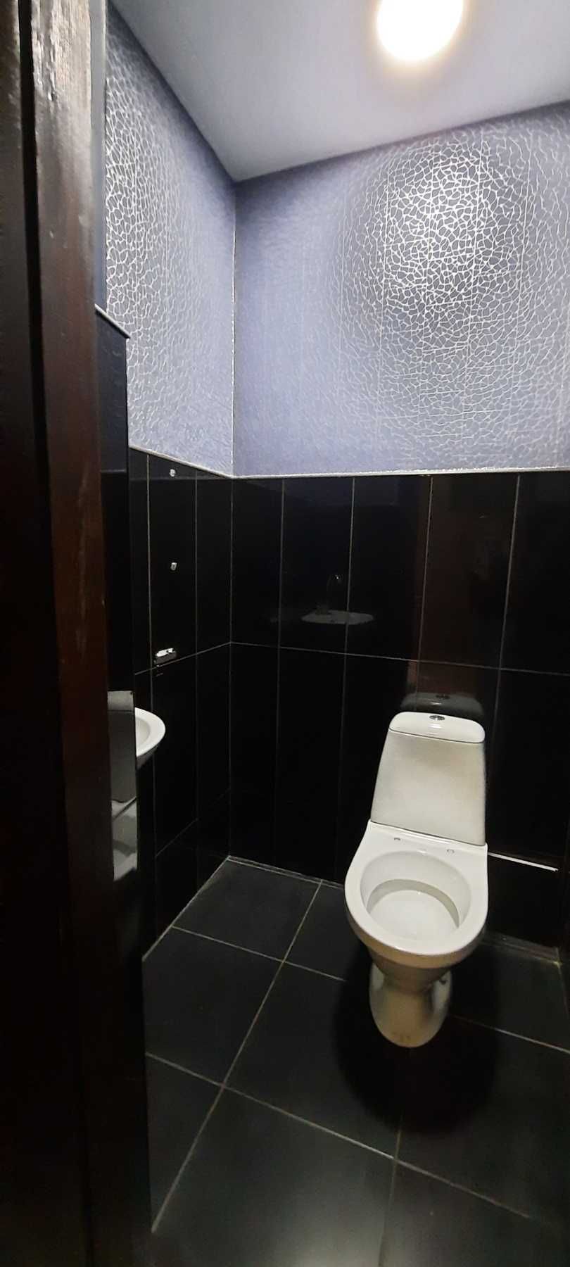 Центр. Продам комерційне приміщення по вул. Соборності