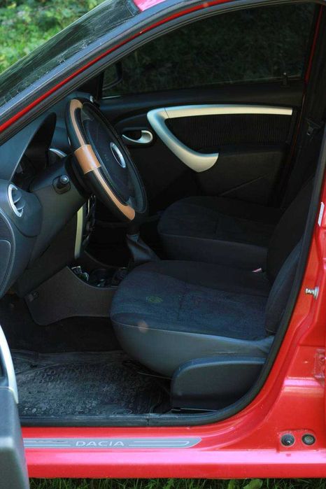 Авто під виплату Dacia Logan MCV 2010 року