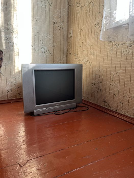 Телевізор б/у | Робочі та під деталі чи на схеми