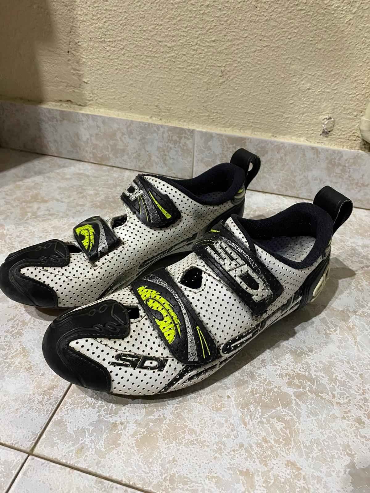 Sapatos SIDI triathlon (cycling shoes)
