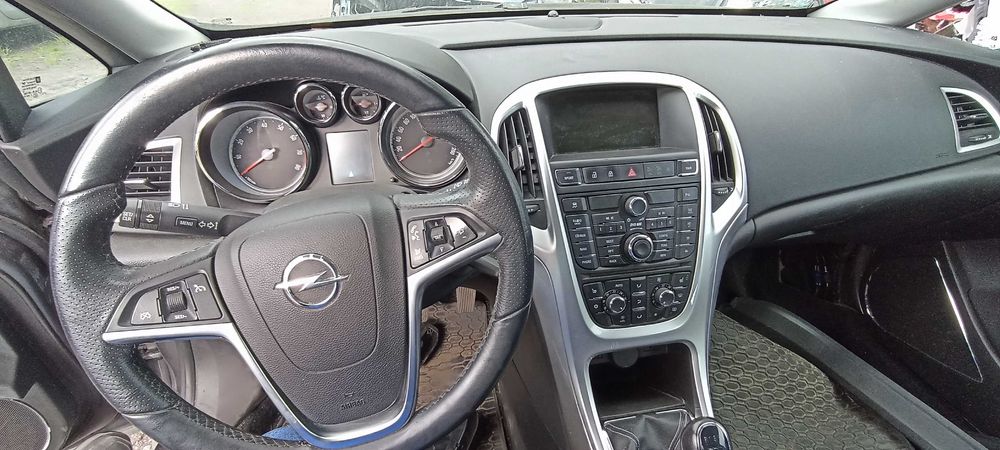 deska konsola kokpit airbagi pasy sensor opel astra j IV