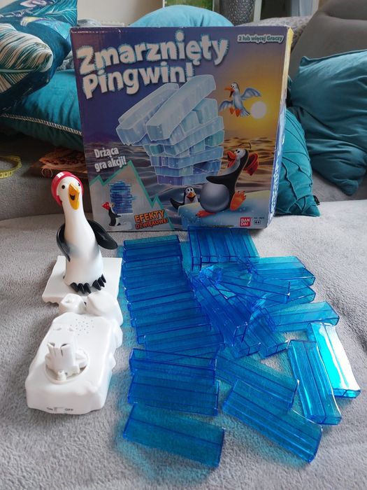 Gra Zmarznięty pingwin BANDAI 4+