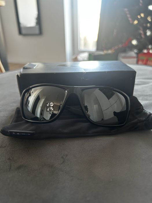 Oakley Canteen Polished Black 0OO9225