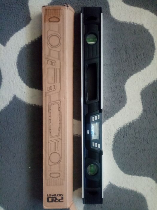 Poziomica 60 cm cyfrowa, elektroniczna, z wyświetlaczem