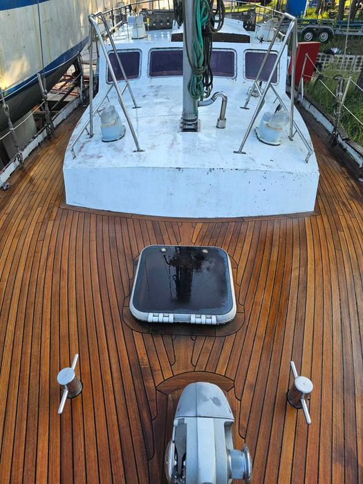 Okazja !!! Pełnomorski jacht stalowy do remontu