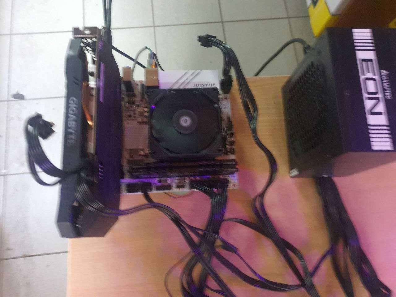 Матер плата sAM4 Mini ITX JGINYUE B550 Gaming с Ryzen 5 5600 ID Coolin