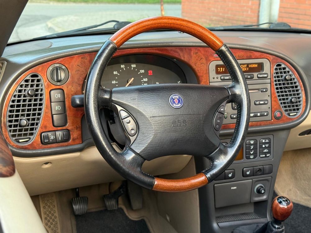 Saab 9-3 2.0 Benzyna Kabriolet Dobrze wyposażony