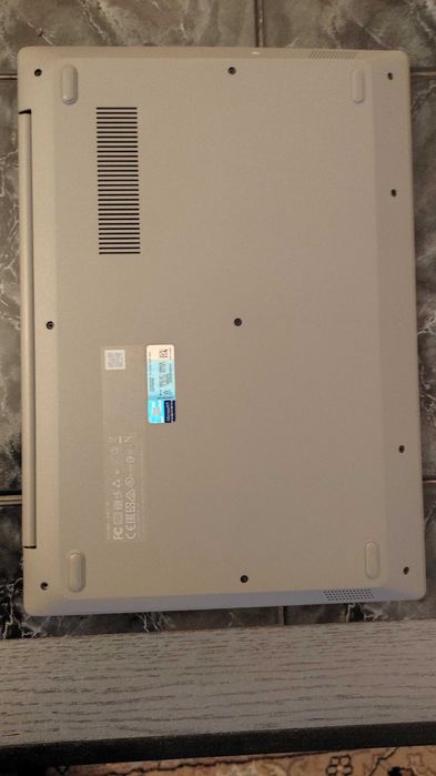 Lenovo IdeaPad Slim 1 14AST-05 - stan idealny