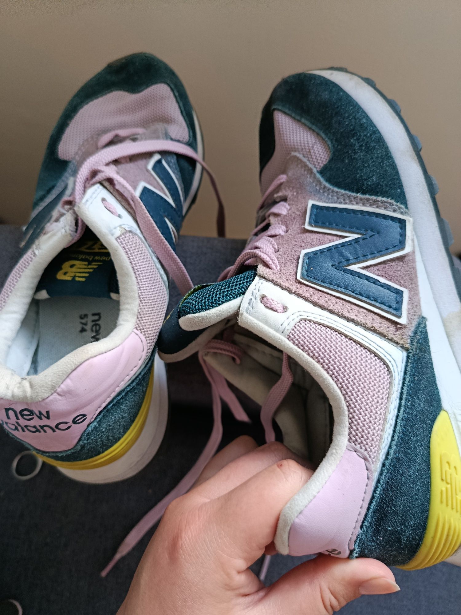 Saucony 44 кросівки