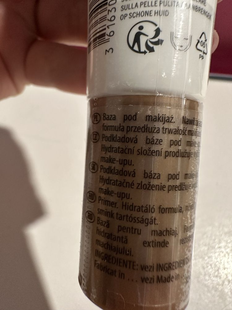 rimmel multi tasker baza pod makijaż
