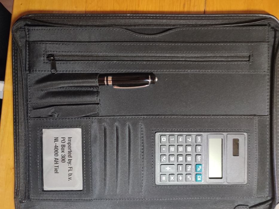 Папка формату А4, портфоліо