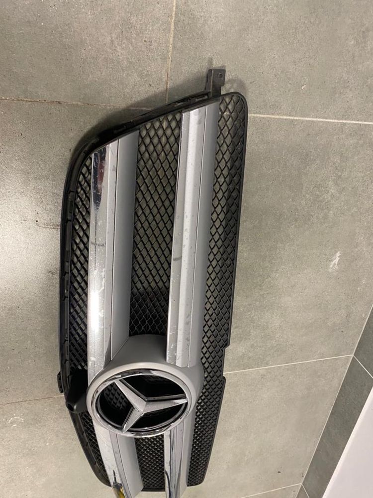 Grill Mercedes GL x166