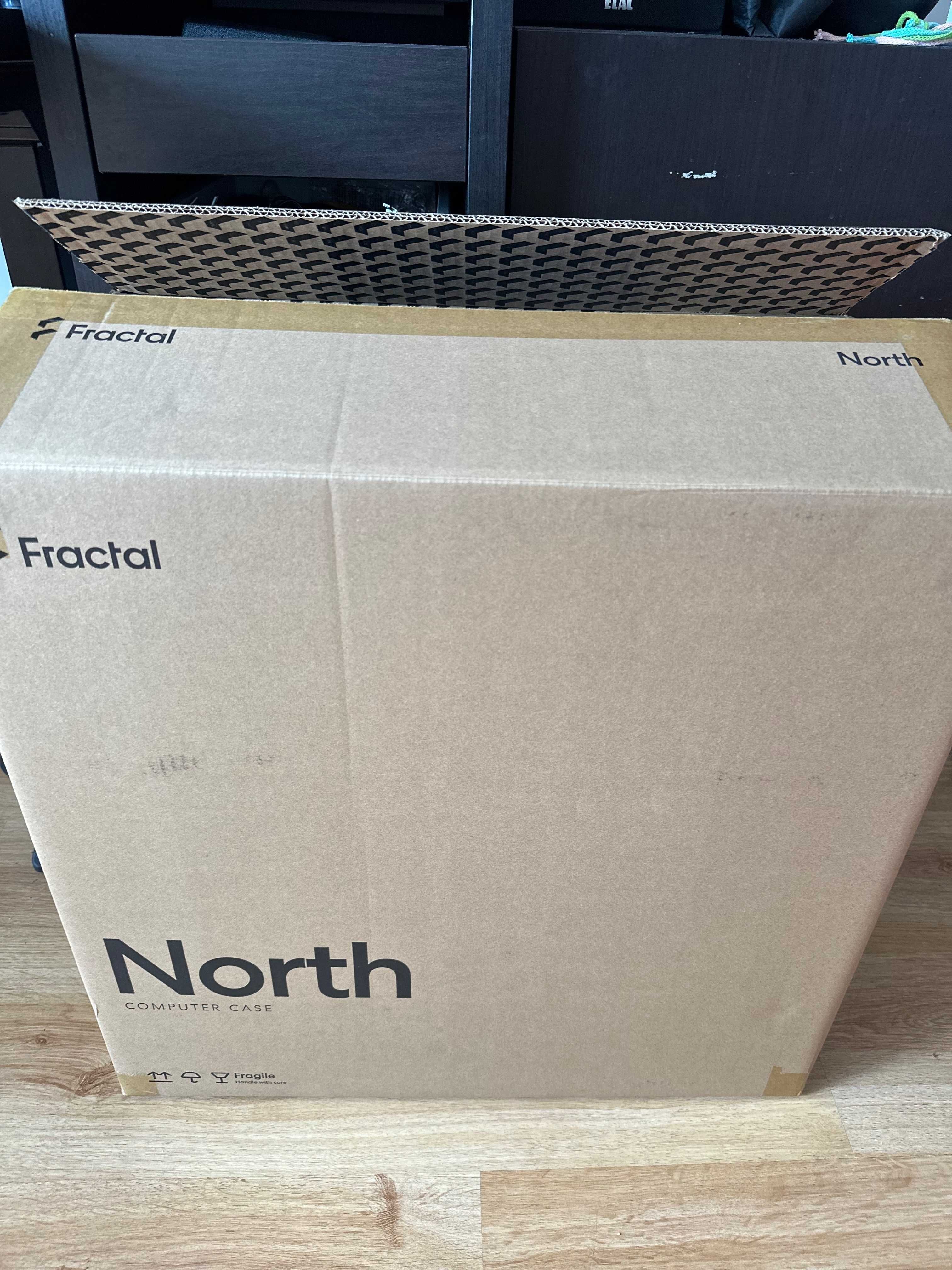 Caixa PC Fractal Design North Charcoal Black Tempered Glass Dark Tint