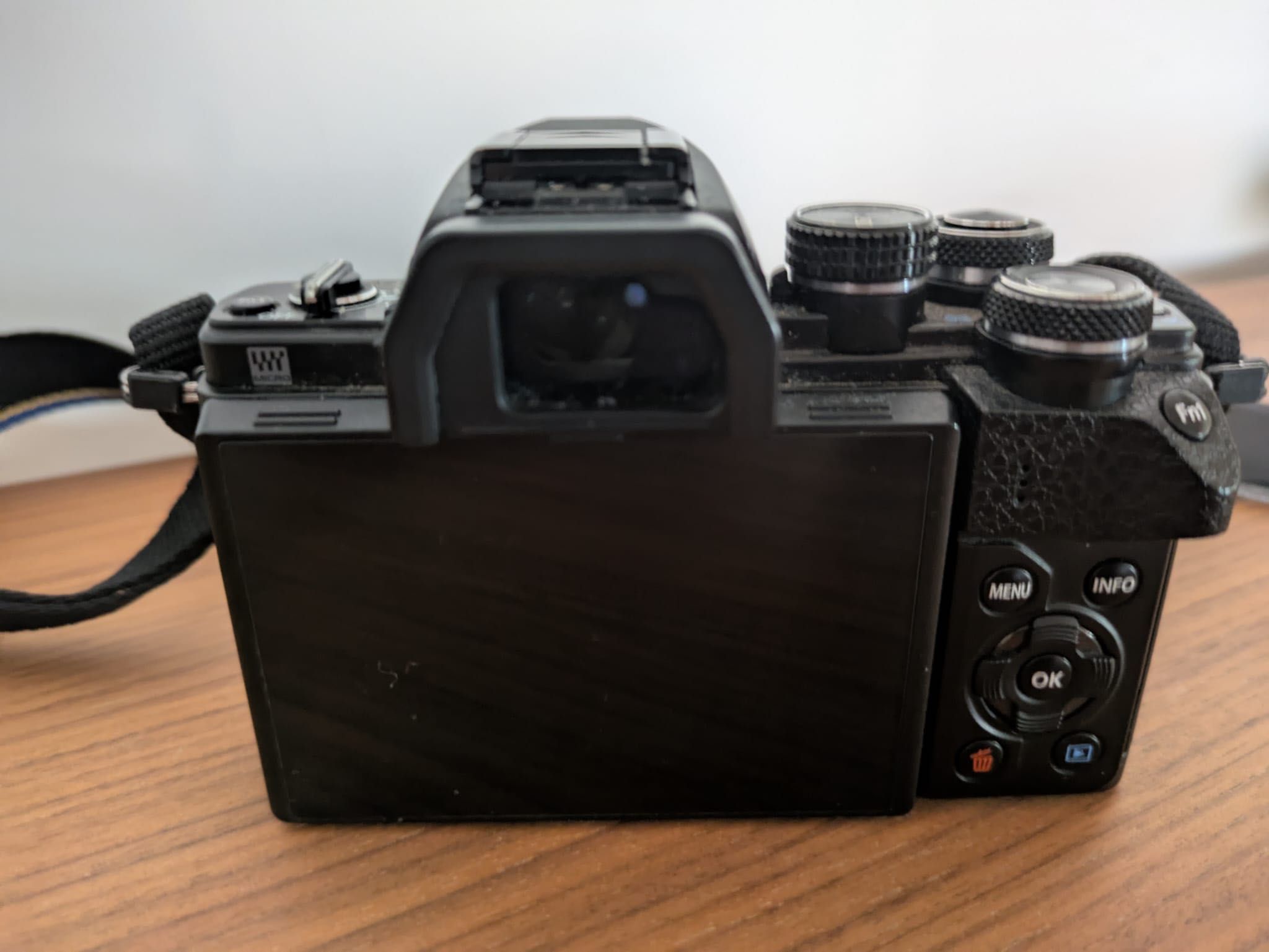Olympus OM-D E-M10 Mark II