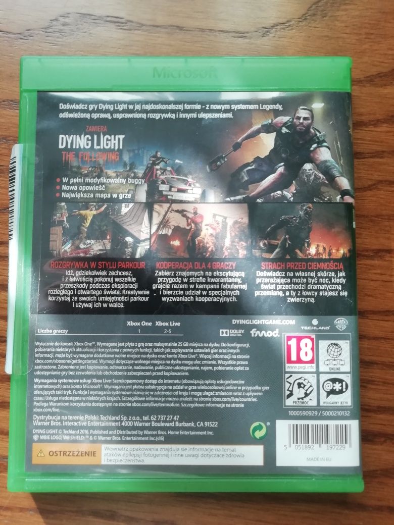 Gry xbox One i DVD Rom4 sztuki