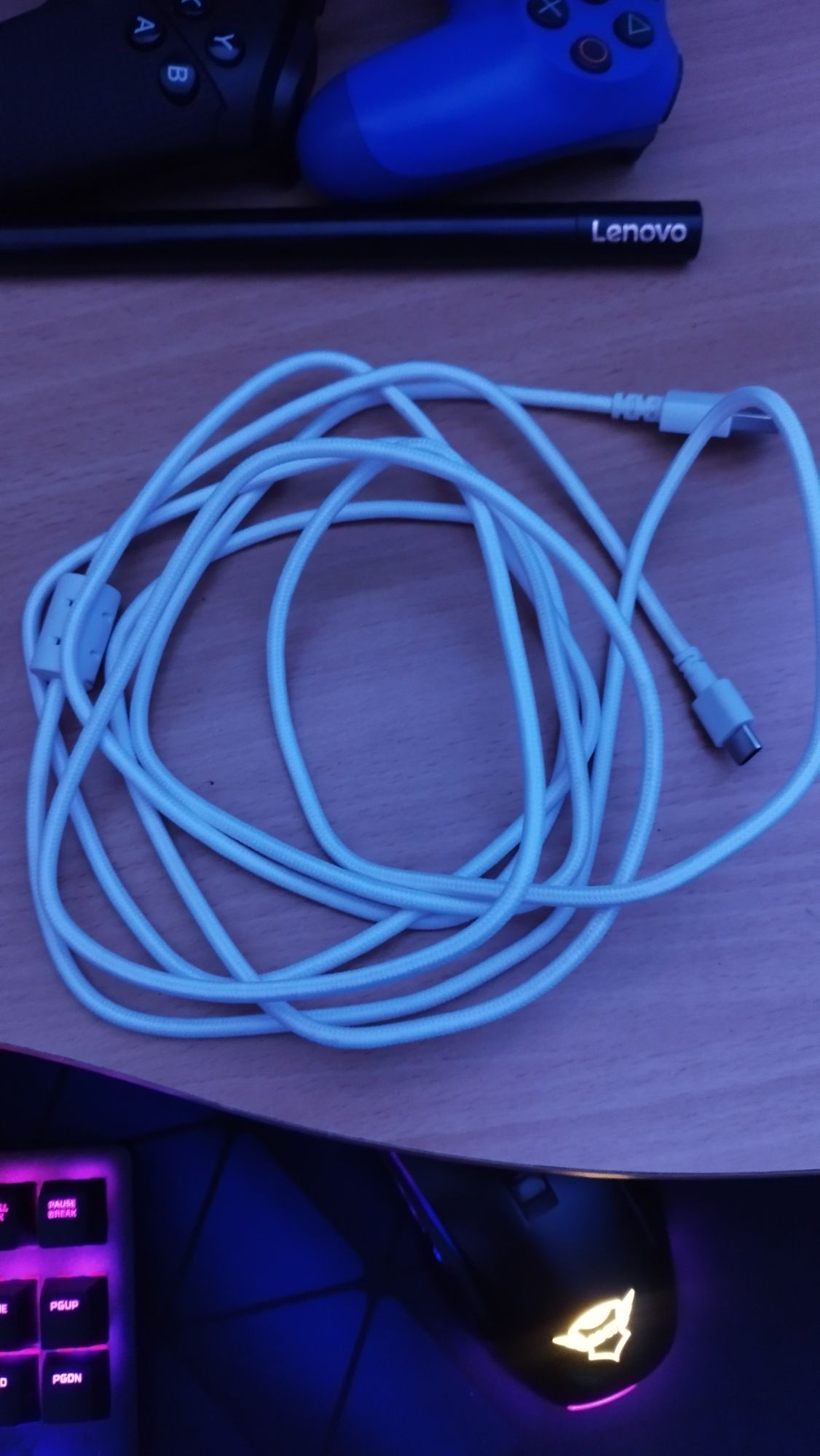 Hyperx quadcast s branco