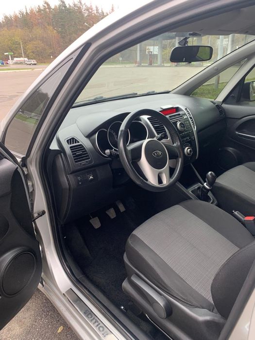 Продам KIA Venga 2012