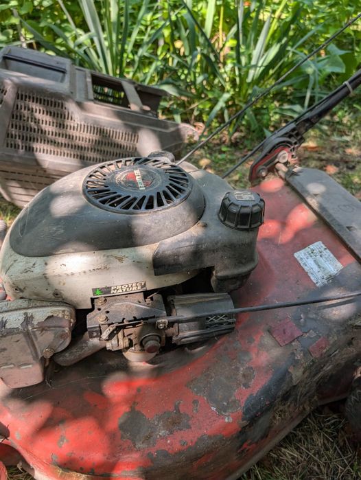 Kosiarka spalinowa do naprawy