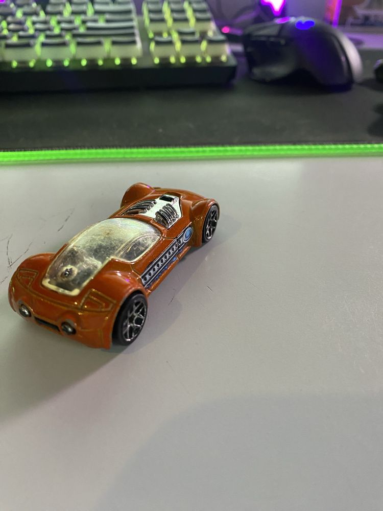 Resorak Hot Wheels Ballistik