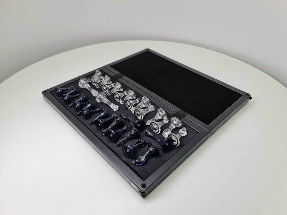 Шахматы из стекла, стеклянные. Шахи зі скла, скляні. Дизайн под заказ.