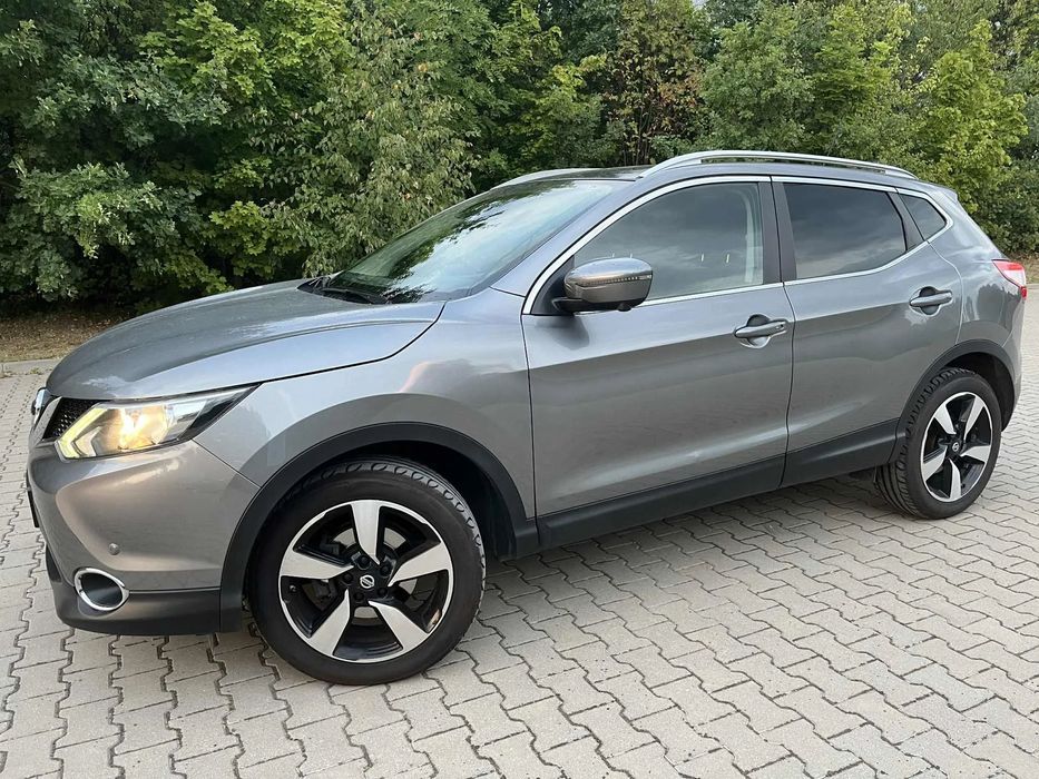 Nissan Qashqai bogata wersja, dach panorama, kamery, zadbany, salon Polska