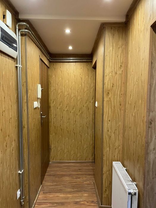 Sprzedam mieszkanie trzypokojowe.