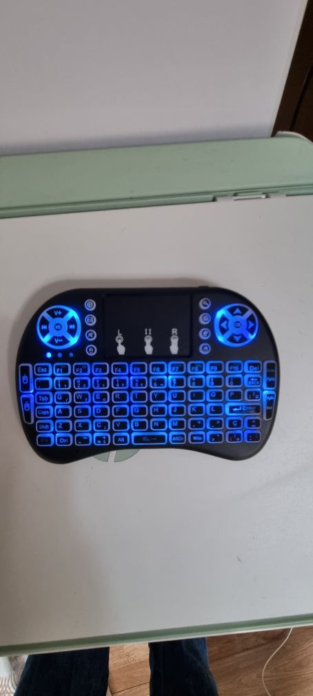 Teclado Bluetooth novo